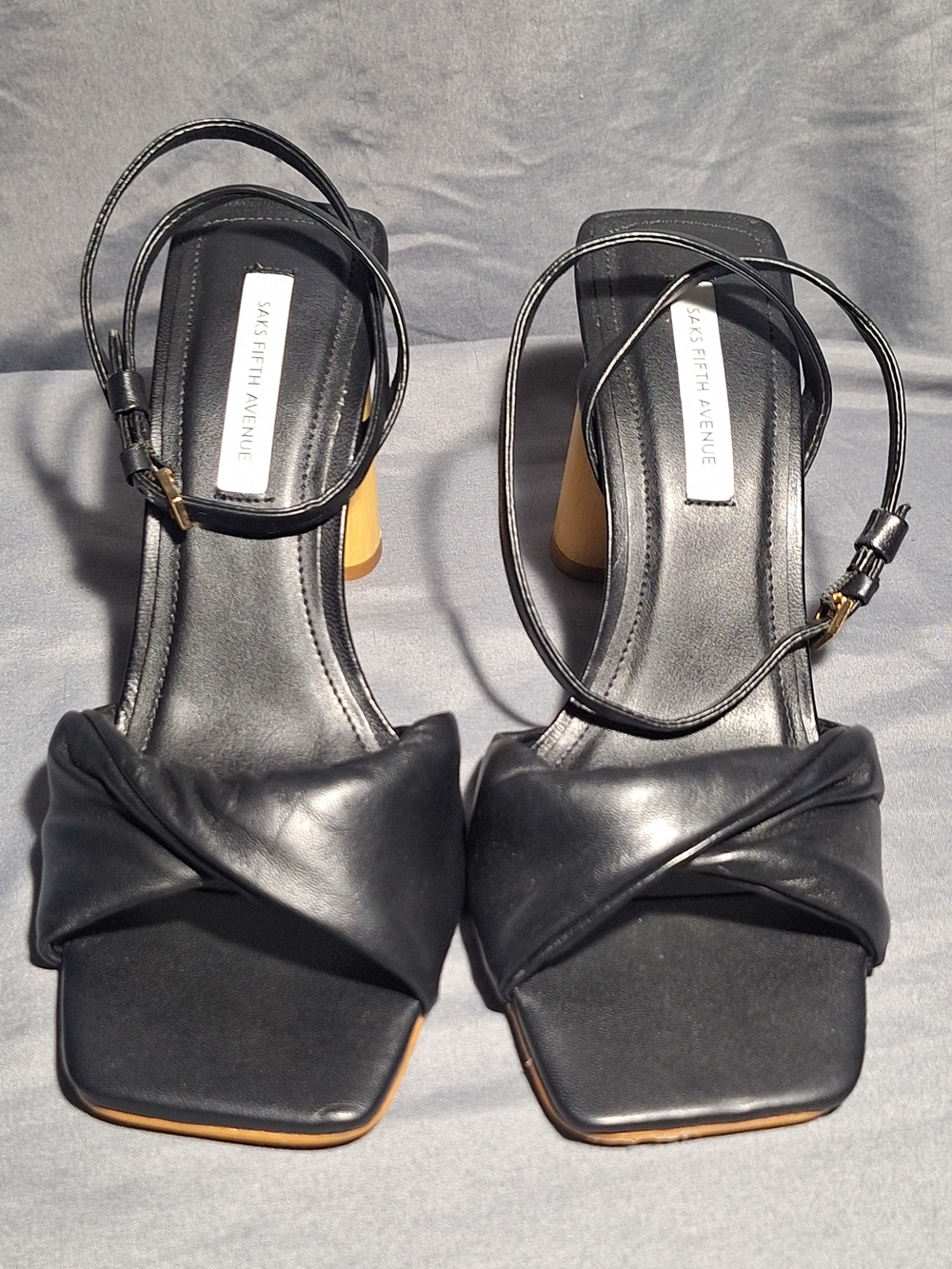 Saks Fifth Avenue Black Leather Knot Front Sandals Size 8.5 Brand New With Tags